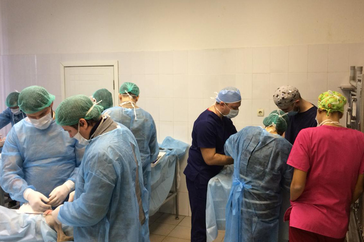 Новая программа обучения современной травматологии и ортопедии  под руководством  Акимова А.В. на базе ИВЦ МВА