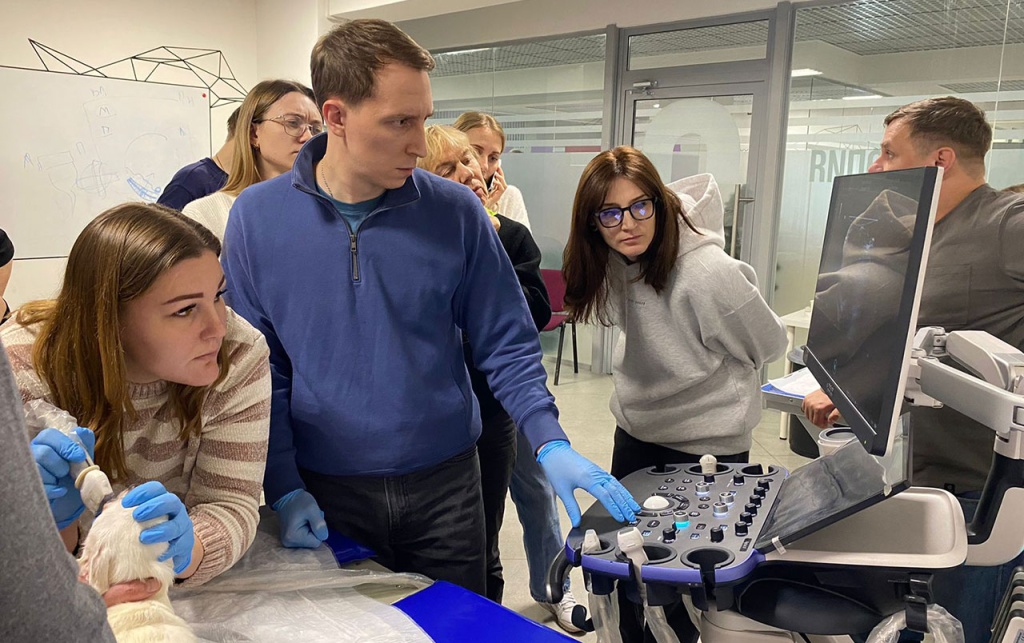 В  Центре образования МВА завершился специализированный мастер-класс по ультразвуковой диагностике в ветеринарной офтальмологии